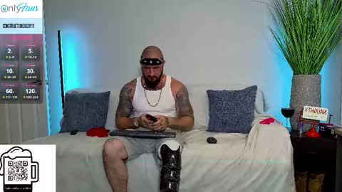 ConstructionDaddy and Lady Luna online show from September 23, 2:49 am