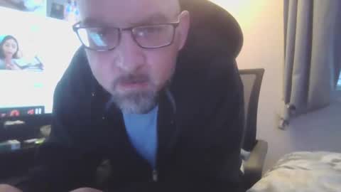 daddyyankeeny online show from December 3, 12:34 pm