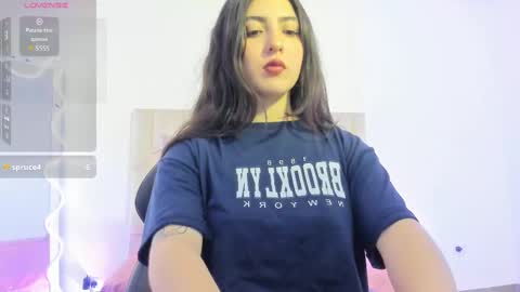 Snapshot of dahia_tay chatting on February 27, 3:29 am dahia online show from February 27, 3:29 am