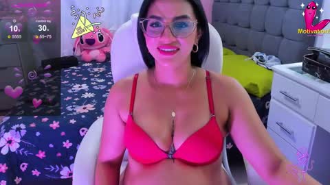 Snapshot of dahian_carter chatting on January 6, 11:31 pm Dahian online show from January 6, 11:31 pm