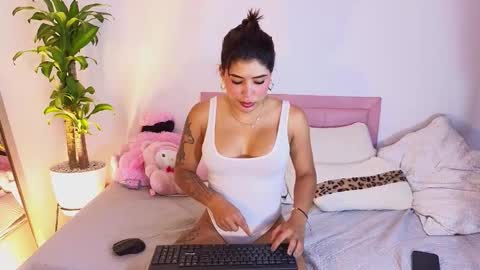 Dahiana online show from March 18, 12:16 am