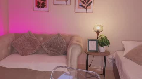 Dahiann Walcott online show from March 24, 8:15 pm