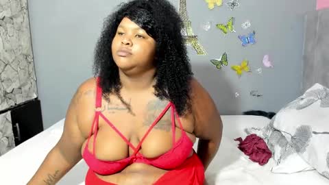 Snapshot of dahianajoss chatting on February 18, 12:39 pm Ebony Sex Dahian online show from February 18, 12:39 pm