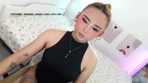 EILLEH online show from July 24, 11:24 pm