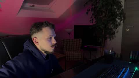 Daimon  online show from February 23, 6:54 pm