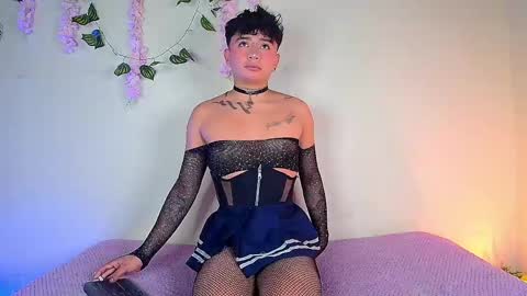 daimond cooper online show from June 1, 6:09 pm