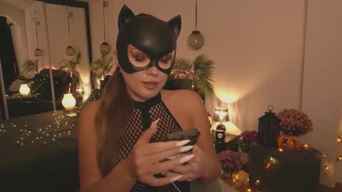 Snapshot of daisy_stacey chatting on October 31, 7:58 pm Stacey online show from October 31, 7:58 pm