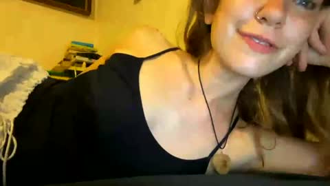 DaisyB3 online show from August 3, 6:26 am