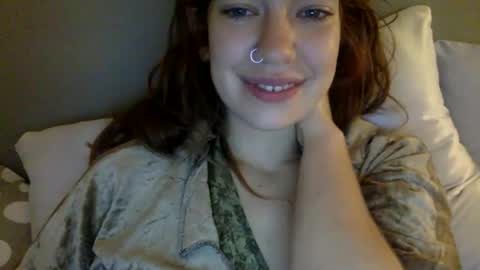 DaisyB3 online show from October 16, 9:57 pm
