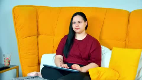 DaisyHarts online show from July 28, 6:20 pm
