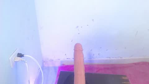 VALENTINA  online show from October 22, 7:55 am