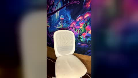 DakotaFoxxx online show from April 18, 12:12 am