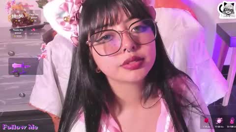 Snapshot of dakotta_rosee chatting on September 22, 9:41 pm Isabella independent model help me get 100 satisfied online show from September 22, 9:41 pm