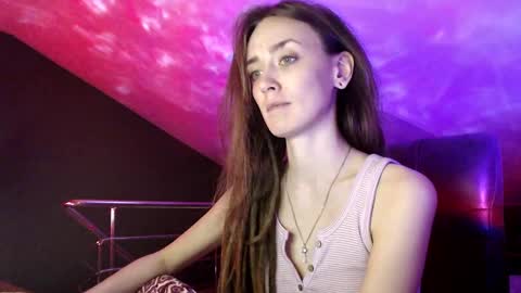 Dalia  online show from February 8, 1:54 pm