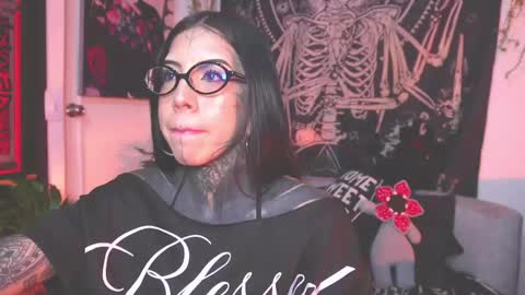 dalia_vorhees online show from May 5, 1:34 am