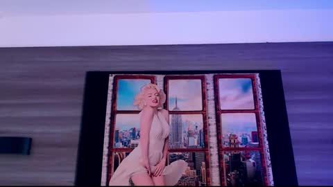 Snapshot of damara_ochoa chatting on September 23, 5:01 am online show from September 23, 5:01 am