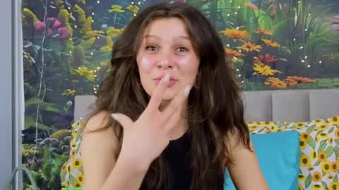 damedefeu online show from February 15, 11:39 am