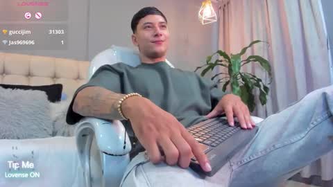 Snapshot of damian23_ chatting on September 28, 2:48 pm DAMIAN online show from September 28, 2:48 pm
