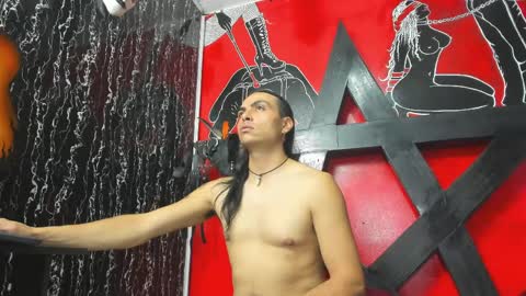 damian_and_tiana online show from April 11, 7:45 am