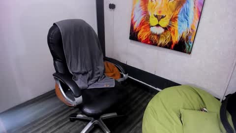 Damian online show from December 7, 2:03 am