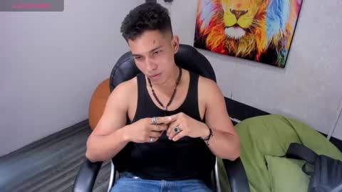 Damian online show from December 12, 3:10 am