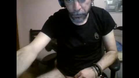 Snapshot of damianour chatting on September 21, 11:42 pm damianour online show from September 21, 11:42 pm