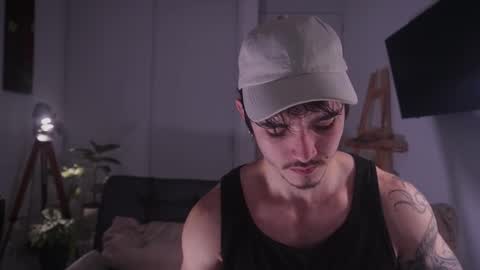 insta damn8   --------  online show from November 29, 1:46 am