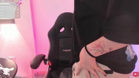 Damien online show from October 8, 7:25 am