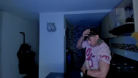 INSTAGRAM  DAMMIANMILLEROFICIAL online show from February 14, 11:18 pm