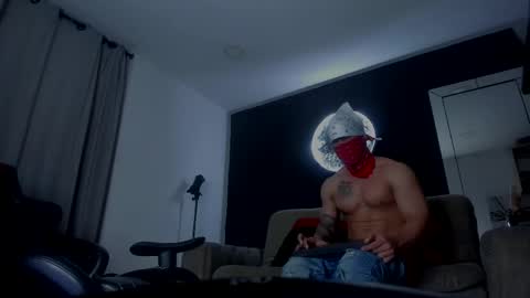 INSTAGRAM  DAMMIANMILLEROFICIAL online show from April 9, 6:19 am