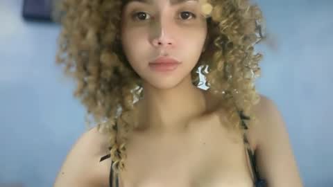 damnperfectxx online show from April 9, 2:23 pm