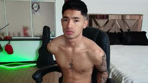 Damon online show from November 4, 3:24 pm