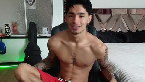 Damon online show from October 10, 5:08 pm