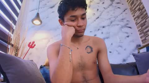 Damon  Salvatore online show from March 2, 6:47 pm