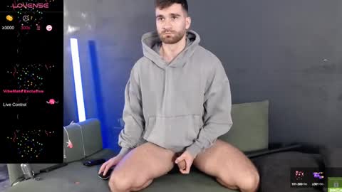 Snapshot of damonking01 chatting on March 6, 7:10 pm Discount ONLYFANS - online show from March 6, 7:10 pm