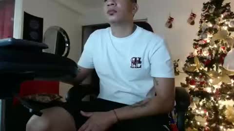 damyan_2003 online show from December 4, 3:53 am