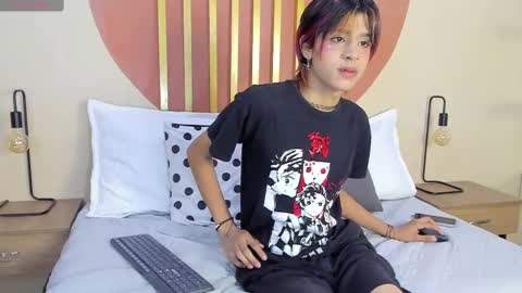 D A N online show from September 18, 2:10 pm