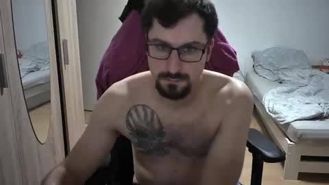 Snapshot of dan_the_man405 chatting on September 29, 6:51 pm King Dan online show from September 29, 6:51 pm