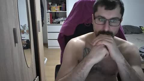 Snapshot of dan_the_man405 chatting on March 3, 7:17 pm King Dan online show from March 3, 7:17 pm