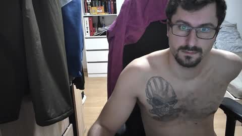 Snapshot of dan_the_man405 chatting on February 7, 7:06 pm King Dan online show from February 7, 7:06 pm