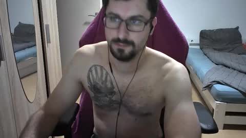 Snapshot of dan_the_man405 chatting on September 10, 7:37 pm King Dan online show from September 10, 7:37 pm