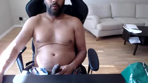 dan_the_man43 online show from March 22, 10:19 am