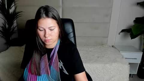 Snapshot of dana_dom chatting on October 9, 1:11 am Dana Dom online show from October 9, 1:11 am