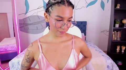 dana_paula online show from September 10, 11:55 am