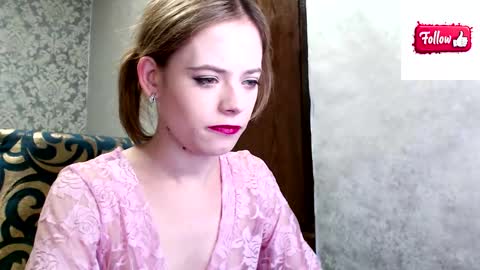 Snapshot of dana_smilex chatting on October 13, 7:38 pm Dana SmileX online show from October 13, 7:38 pm
