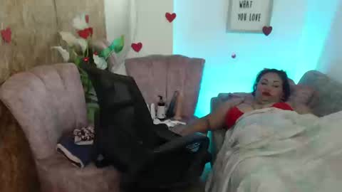 Snapshot of danalaleska chatting on September 26, 7:05 am danalaleska online show from September 26, 7:05 am