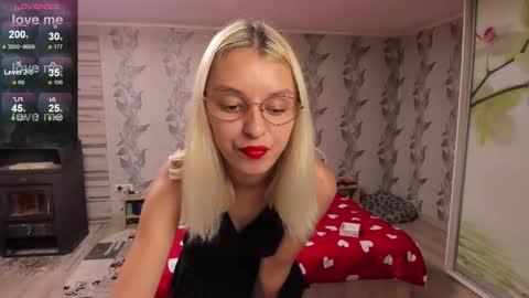 Snapshot of danamily chatting on October 9, 1:38 pm Denisa personalized vinyl photo wallpaper 95-cm length 239-cm height with danamilys autograph or photo on request personaliz online show from October 9, 1:38 pm