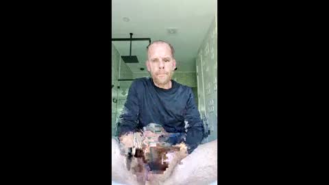 danc154010 online show from April 4, 3:19 pm