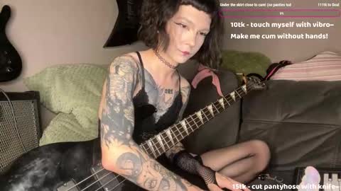 Snapshot of dandelion_sea chatting on October 2, 5:56 pm dandelion_sea online show from October 2, 5:56 pm
