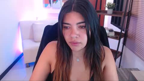 Snapshot of dangel_noir6 chatting on October 10, 11:27 am Veronica online show from October 10, 11:27 am